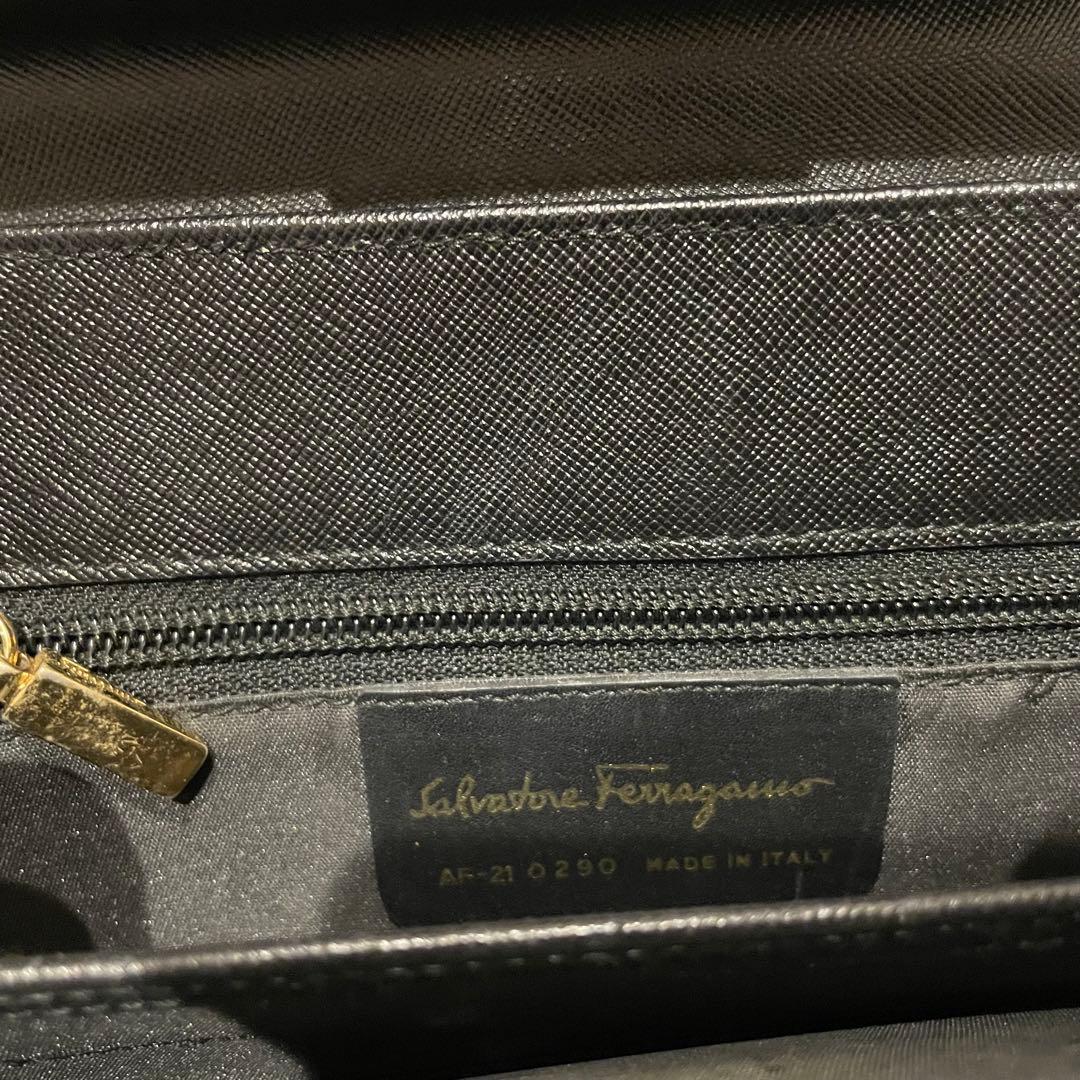 Ferragamo　サルヴァトーレフェラガモ　ハンドバッグ　ガンチーニ