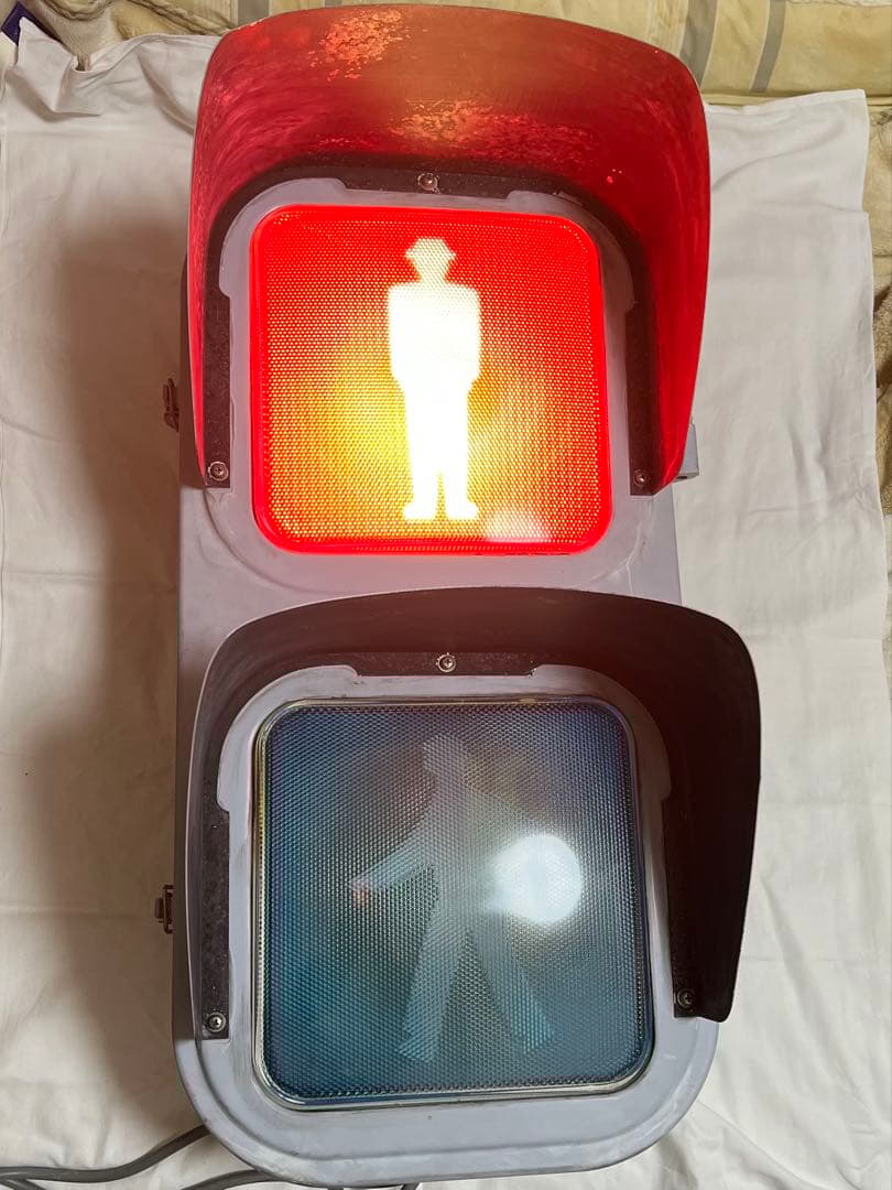 小糸工業製　歩行者用 信号機 本物　インダストリアル　オブジェ
