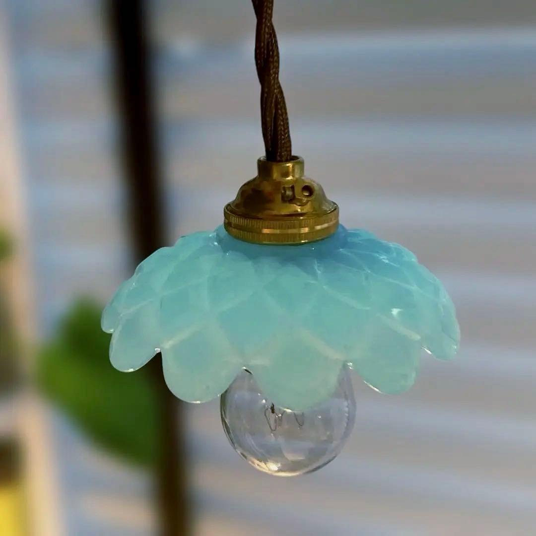 オールドバカラ　ミニシャンデリア　（刻印入）　ブルーオパールセント　フランス