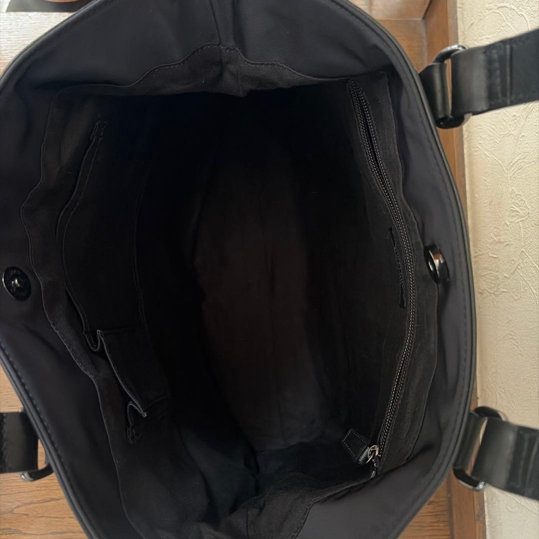 Burberry Black Labelブラックナイロンビジネストートバッグ