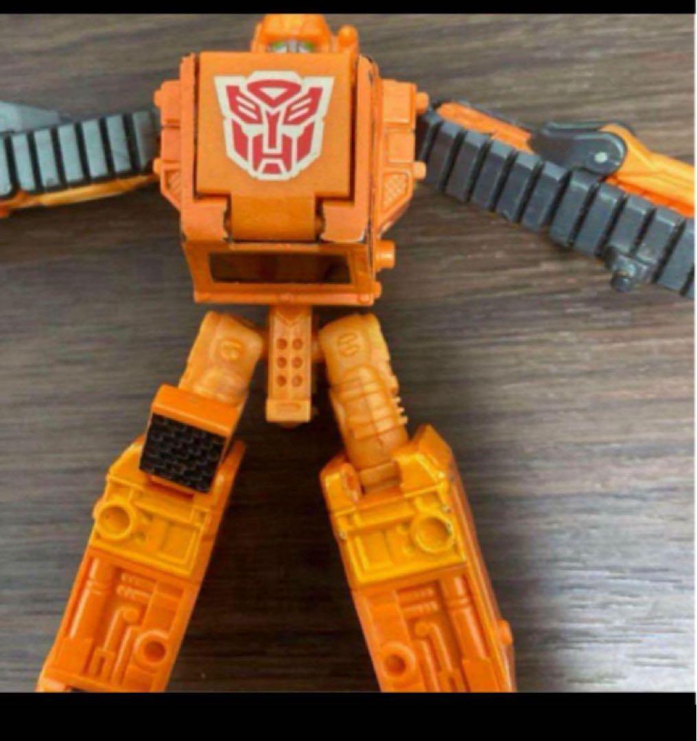 トランスフォーマー　ビルドキング　カーロボット①