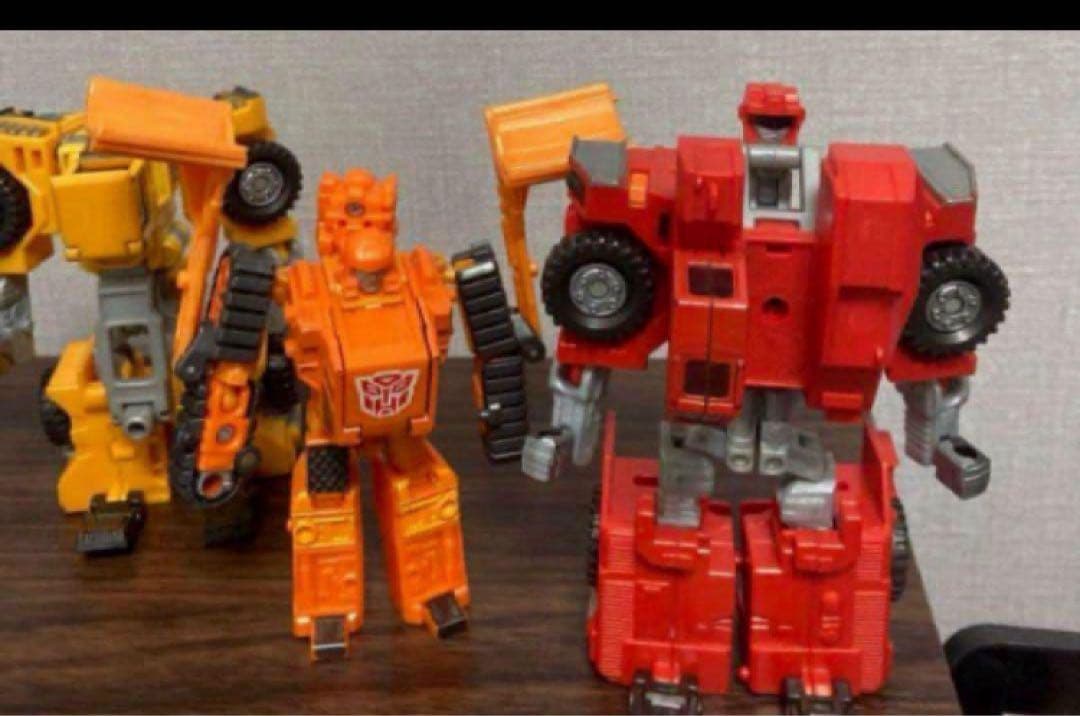 トランスフォーマー　ビルドキング　カーロボット①