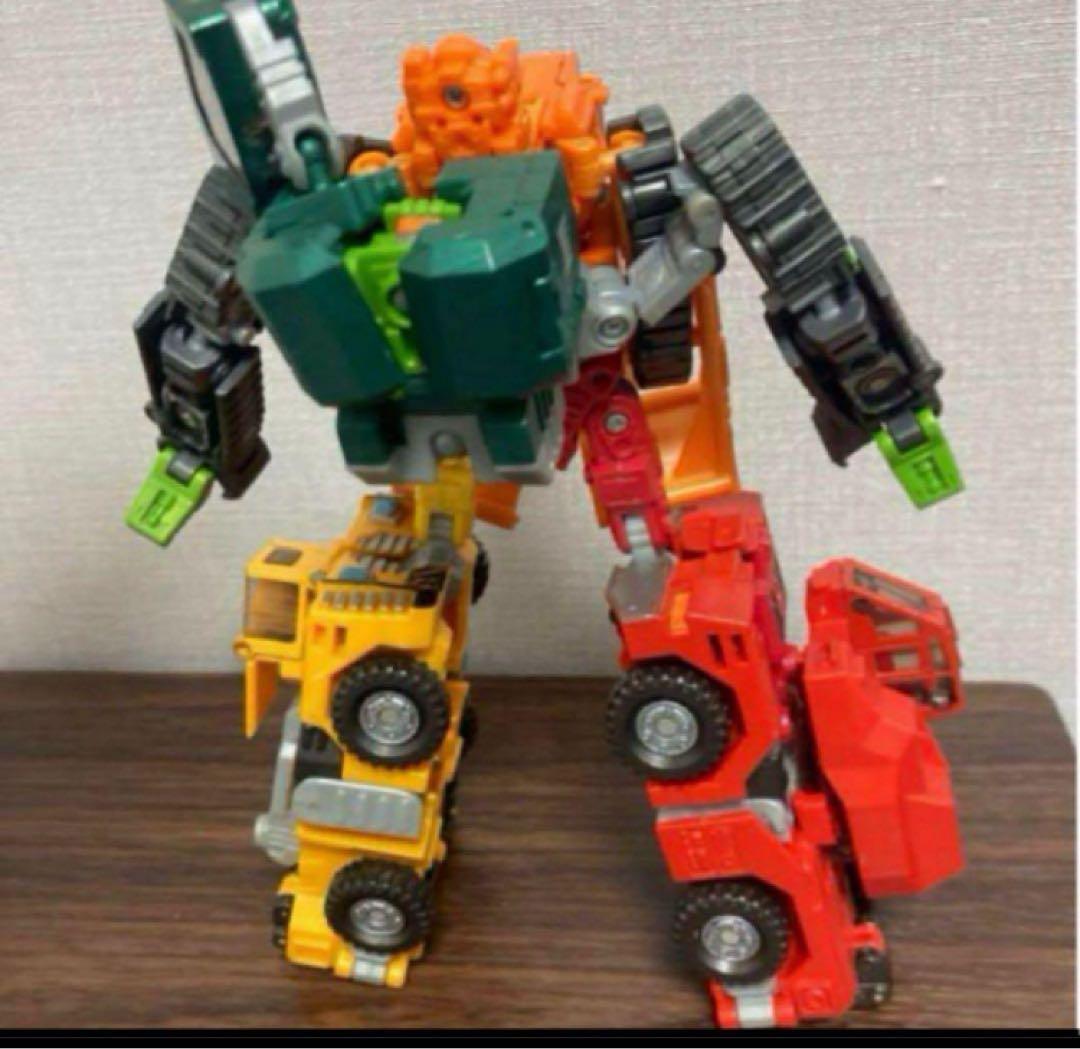 トランスフォーマー　ビルドキング　カーロボット①