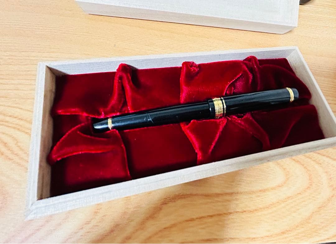 パイロット 万年筆 カスタム urushi 845 15号 Mニブ 黒