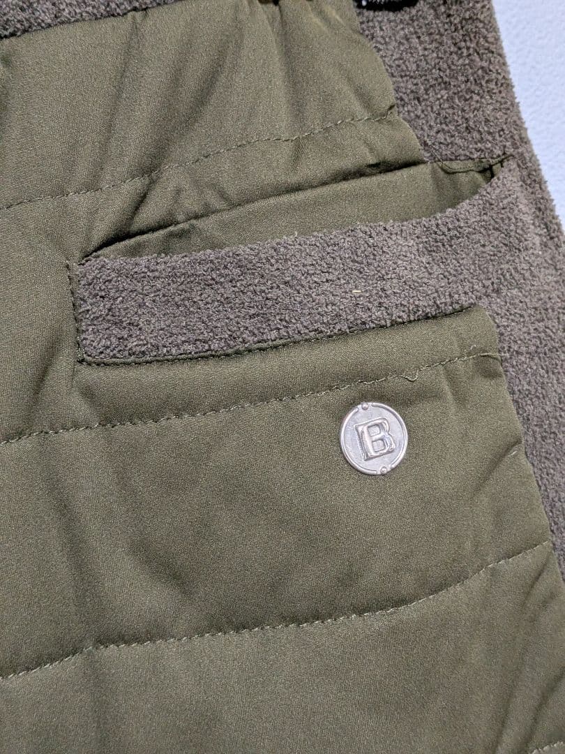 ブリーフィング　セットアップ　カーキ