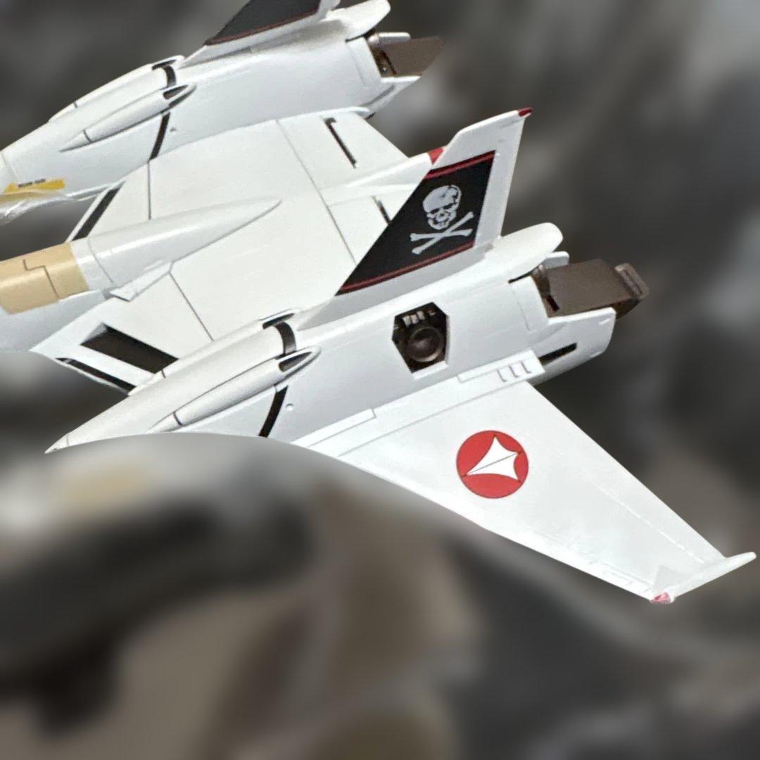 ARCADIA　1/60　完全変形　VF-4A ライトニングIII 一条輝搭乗機