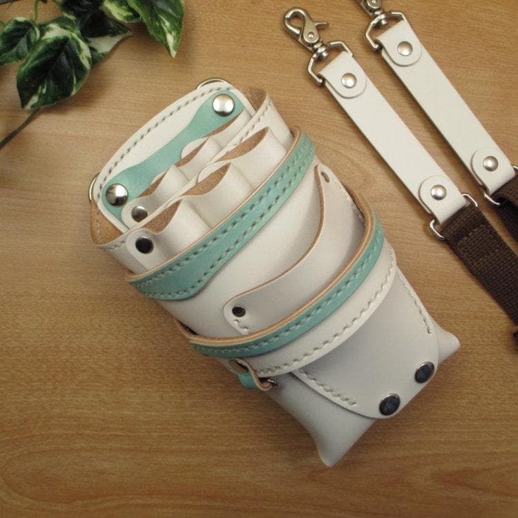 ホワイト＆空色　６丁差し　本革シザーケース　SCA-61/CWA