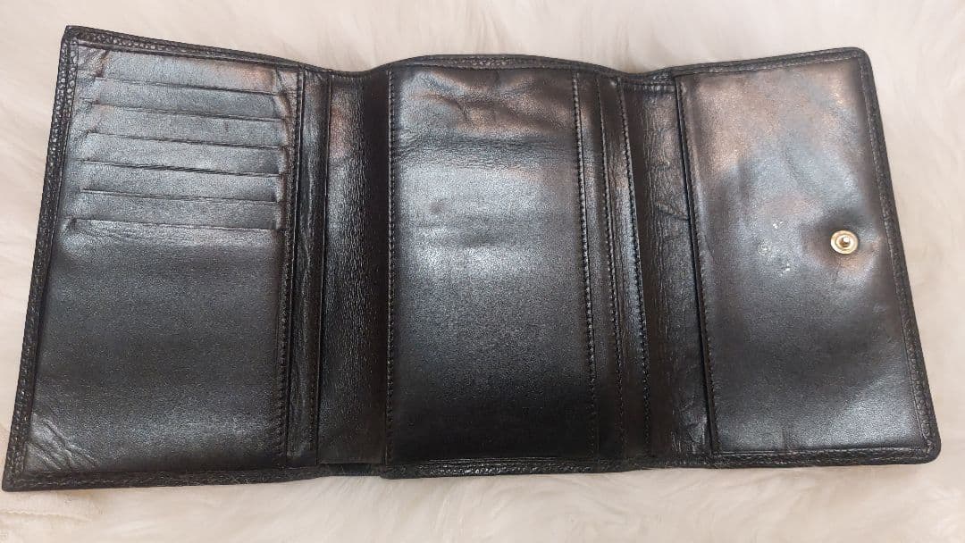 CHANEL ブラックレザー 三つ折り財布