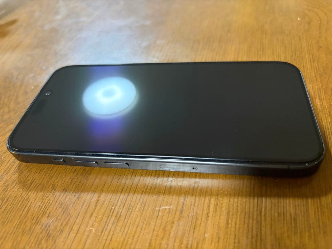 Apple iPhone 15 Pro ブラックチタニウム 256GB