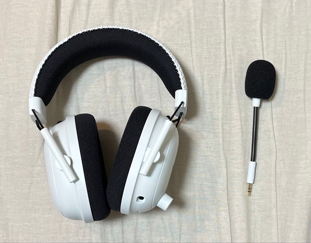 ヘッドホン Razer BlackShark V2 Pro White Edition