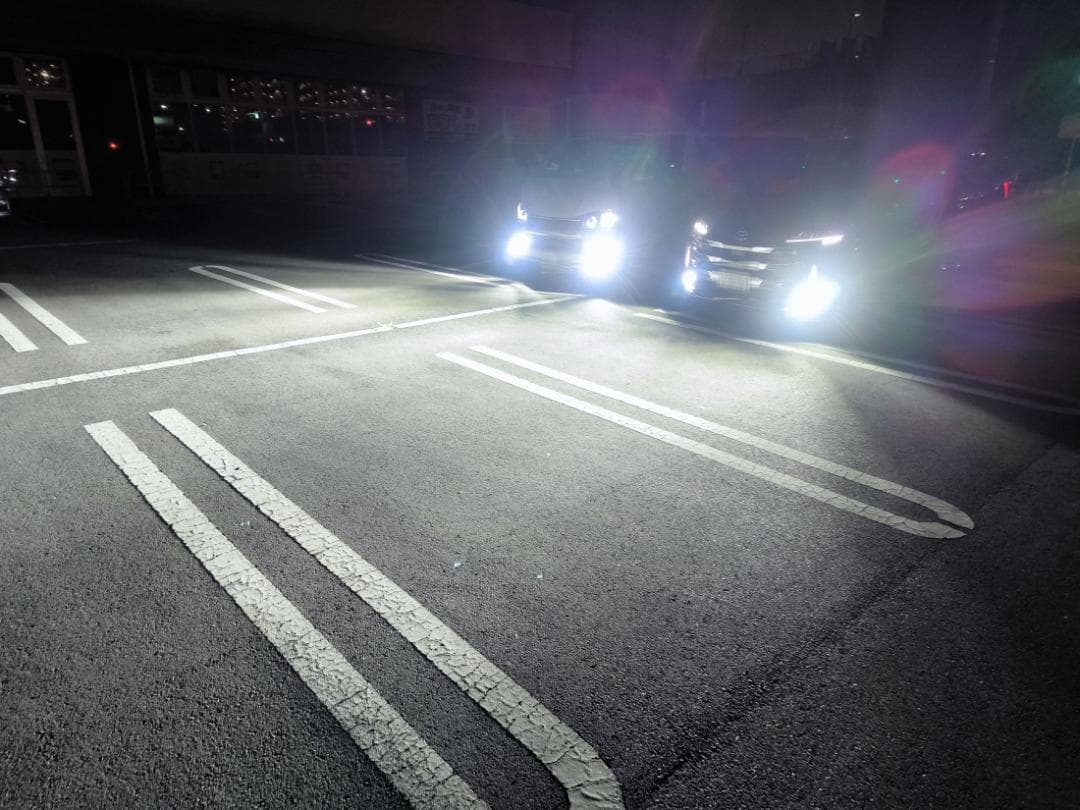 18LED　シリーズY　宇宙一明るいバルブ　暗かったら返金します　H11H816