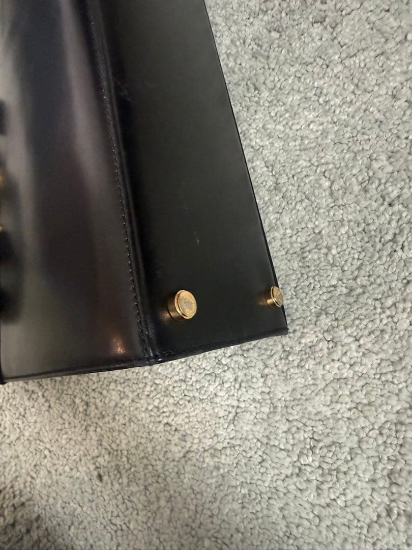 【Salvatore Ferragamo】 Vara リボンハンドバッグ