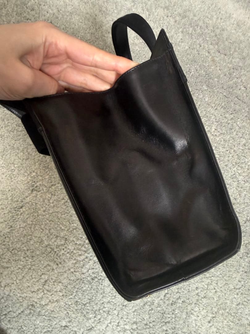 【Salvatore Ferragamo】 Vara リボンハンドバッグ