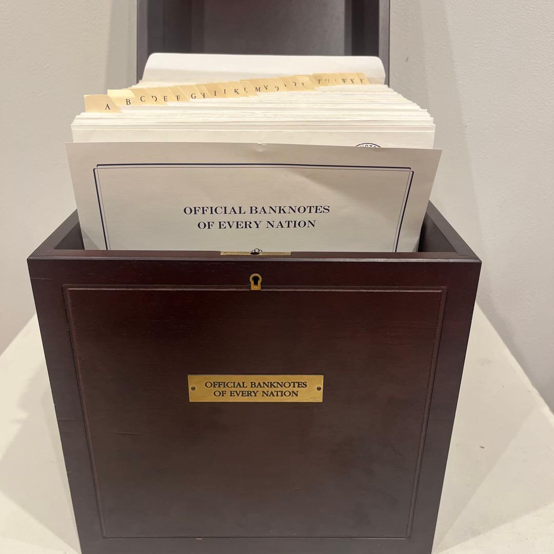 H*K様 フランクリンミント・世界の国々の紙幣コレクション