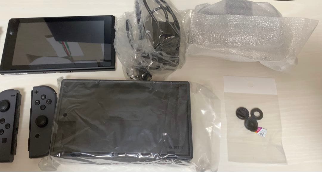 f*0様 Nintendo Switch 本体 グレー Joy-Con付き