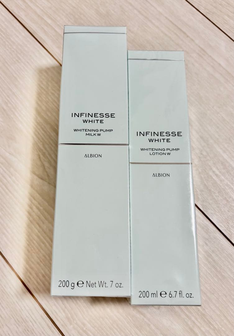アンフィネスホワイト　ホワイトニングパンプミルク、ローション　未開封未使用
