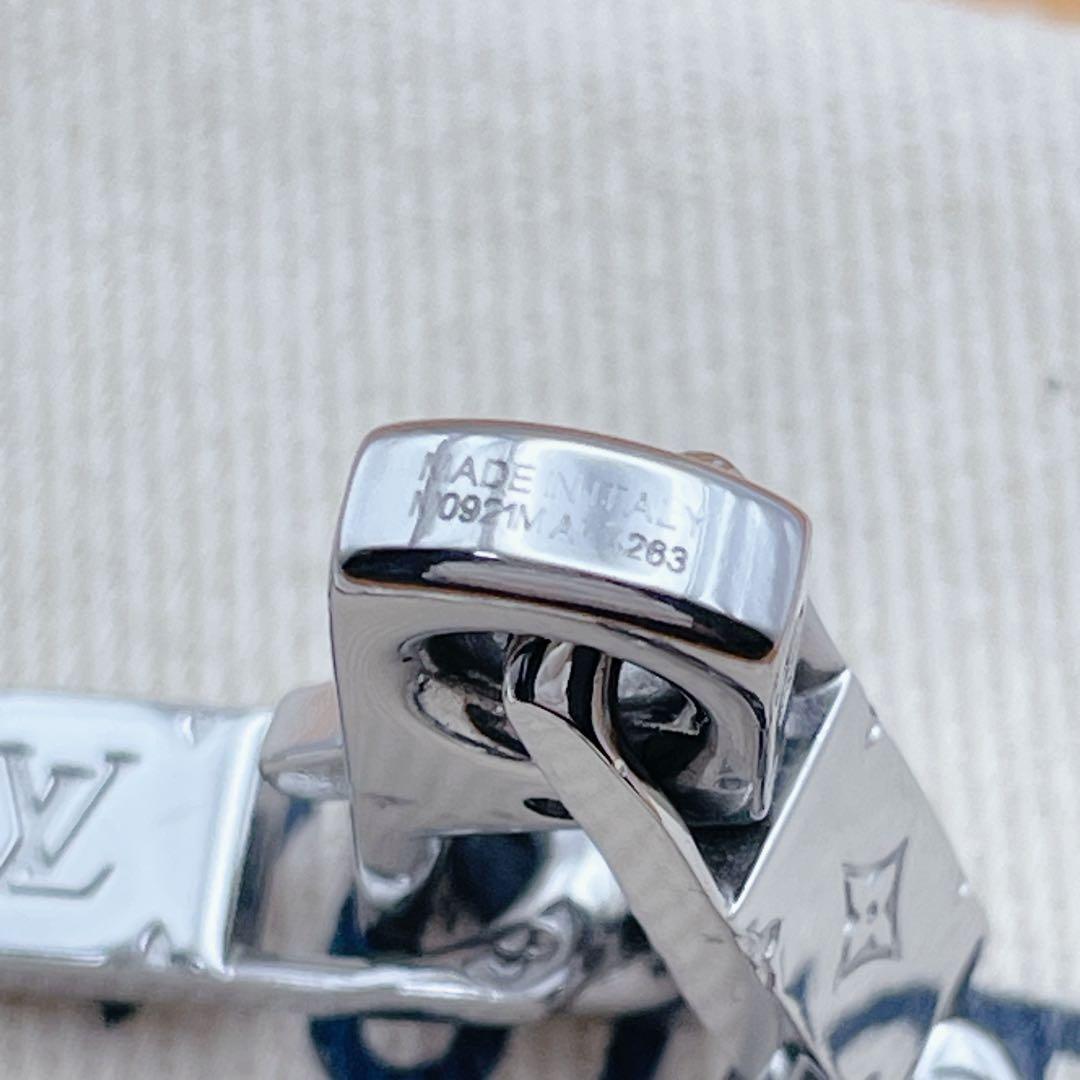 LOUIS VUITTON ブレスレット　プレート　タイドアップ　モノグラム
