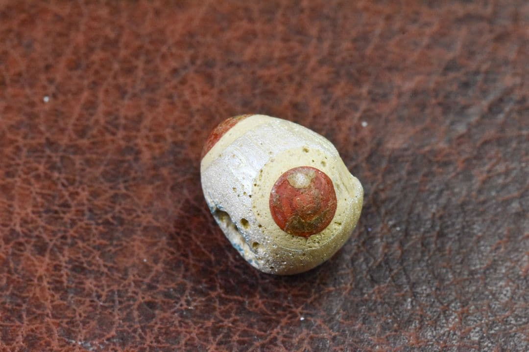 紀元前後 銀化ローマングラスアイビーズ