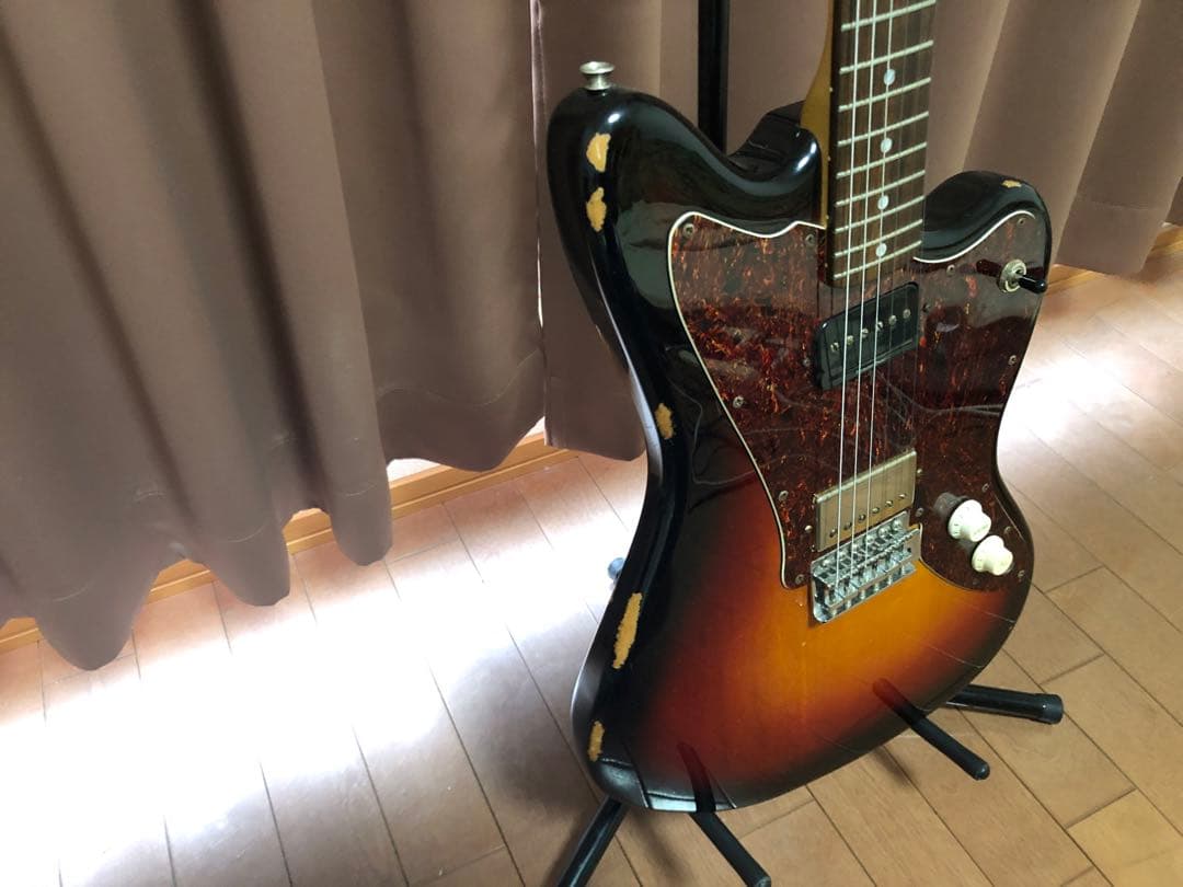 ジャグマスター　スクワイア　サンバースト