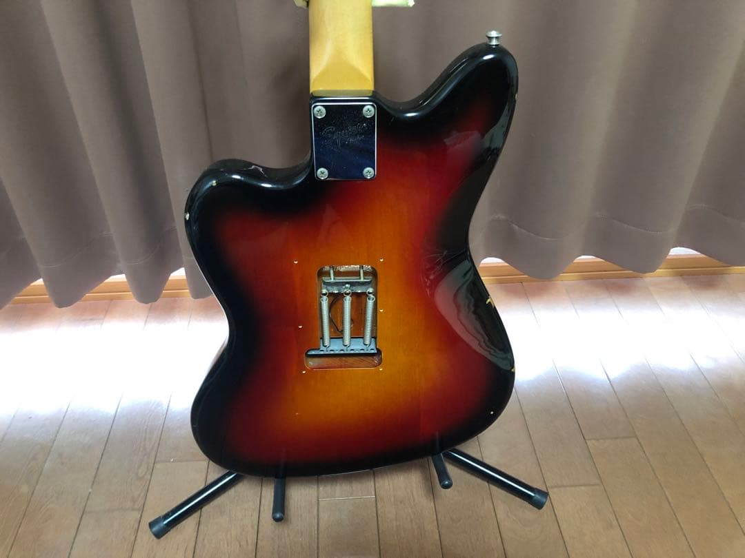 ジャグマスター　スクワイア　サンバースト