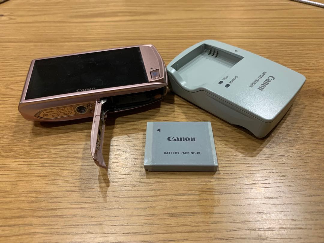 デジタルカメラ　Canon IXY 315 希少　ピンク