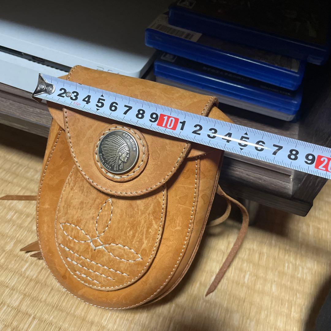 レッドムーンベルトポーチ