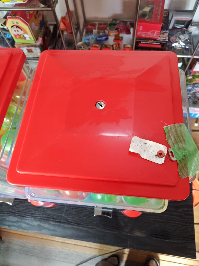 赤い ガチャガチャ本体 2台セット 他でも販売中