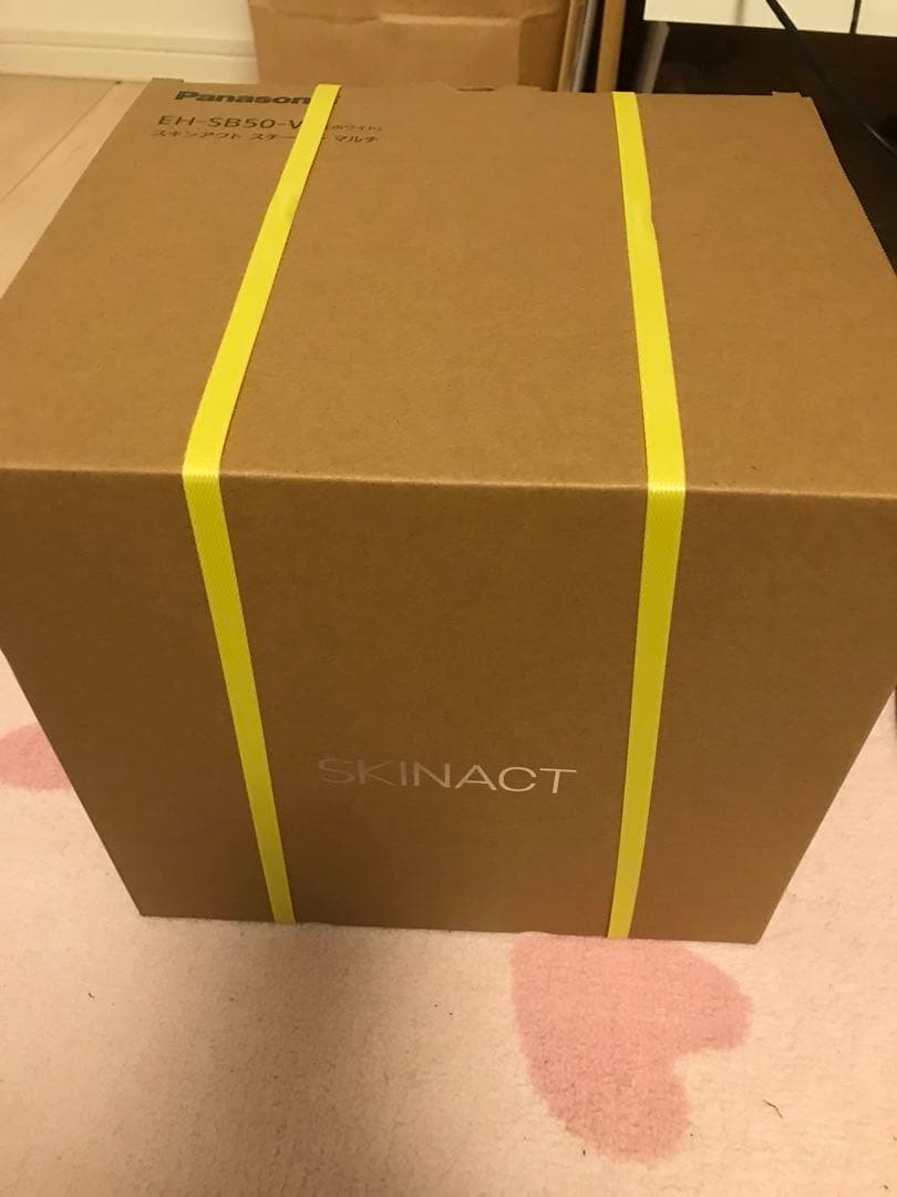新品未開封品　Panasonic EH-SB50-W スキンケアスチーマー