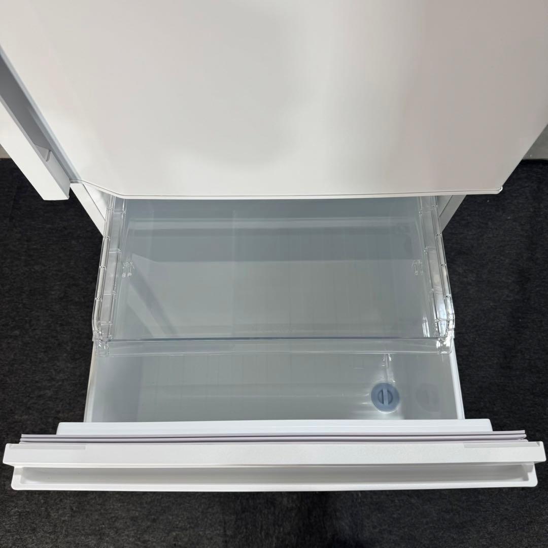 TOSHIBA 冷蔵庫 3ドア 326L 2023年 自動製氷 中型 d4598