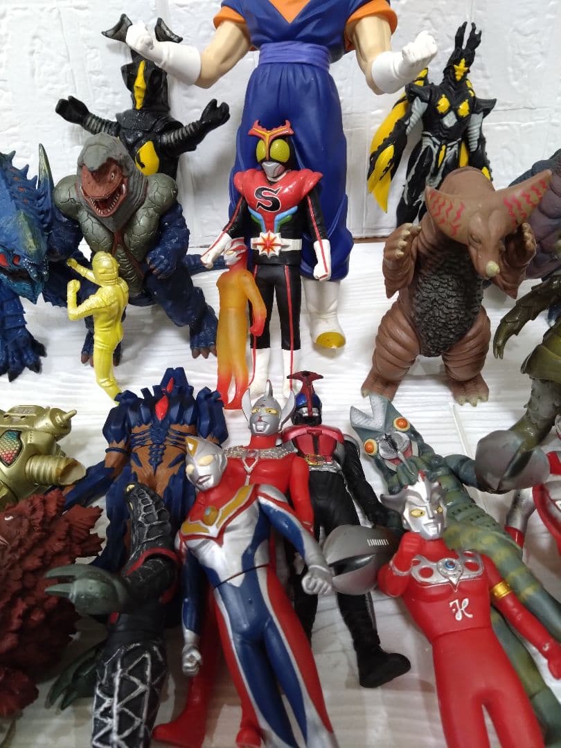 ウルトラマン　仮面ライダー　ドラゴンボール　フィギュアセット　まとめ売り