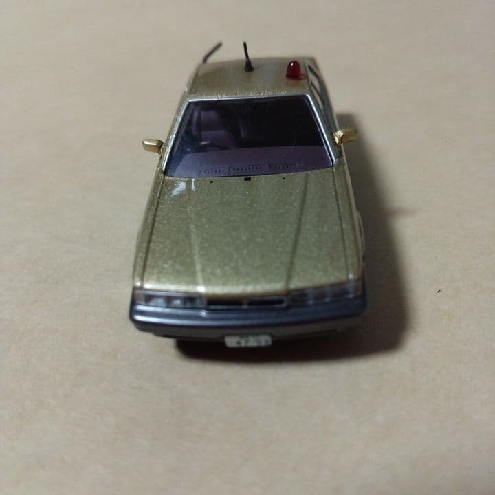 TOMICA LIMITED VINTAGE NEO ニッサン レパード