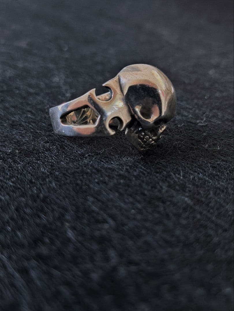 アクセサリー CRAZY PIG CUTAWAY SKULL RING