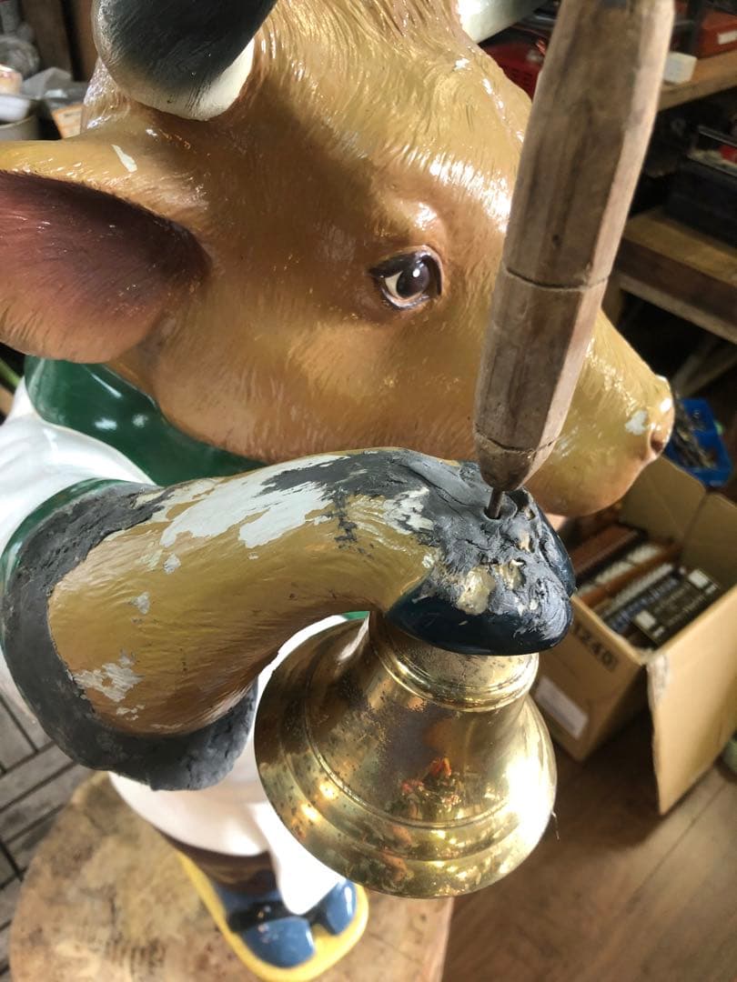 FRP うし オブジェ 店舗什器 看板 人形 焼き肉 肉屋 レストラン 飲食店