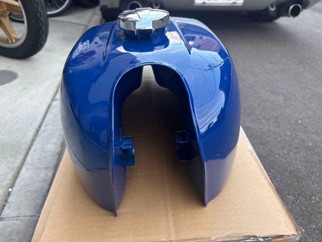 旧ヨンフォア タンク 青