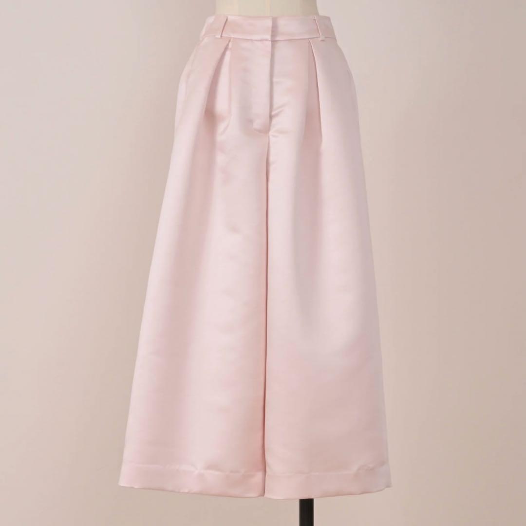 週末限定お値下げ！　heve へイヴ　サテン　フレア　ガウチョパンツ