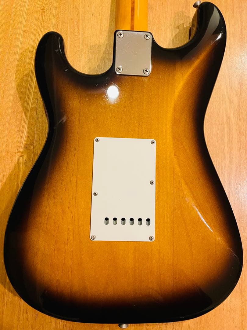 【美品】Fender Japan フェンダージャパン　ストラトキャスター