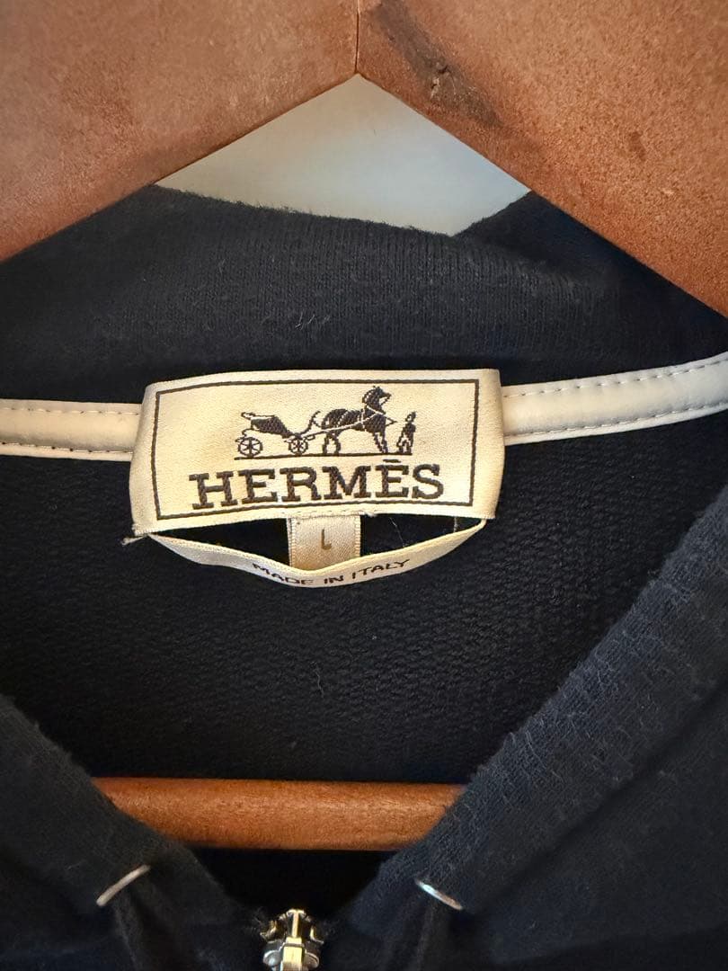 エルメスパーカー