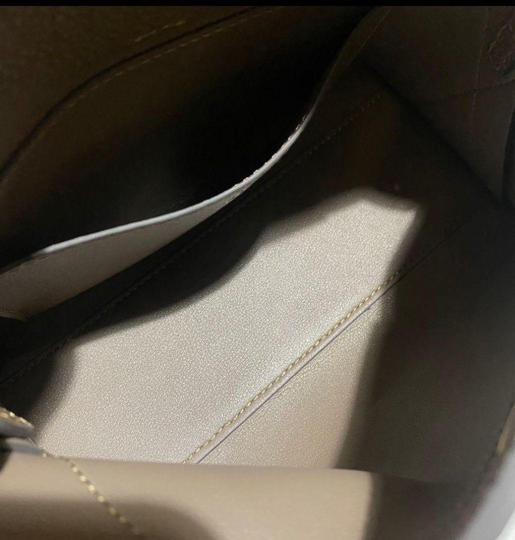 本日限定値下げ❗✨美品✨tov CROSS SHLD ショルダーバッグ トープ