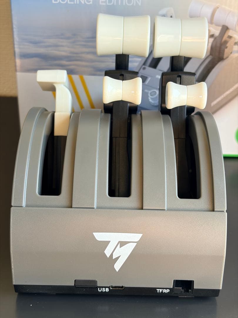 PC用ゲームコントローラー・コンバーター THRUSTMASTER TCA QUADRANT BOEING EDITION