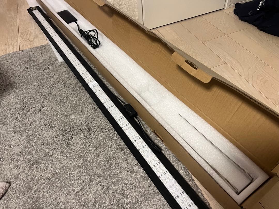 ルミナスライト　1800水槽用　上部ライト　大阪引き取り限定　水槽LEDライト