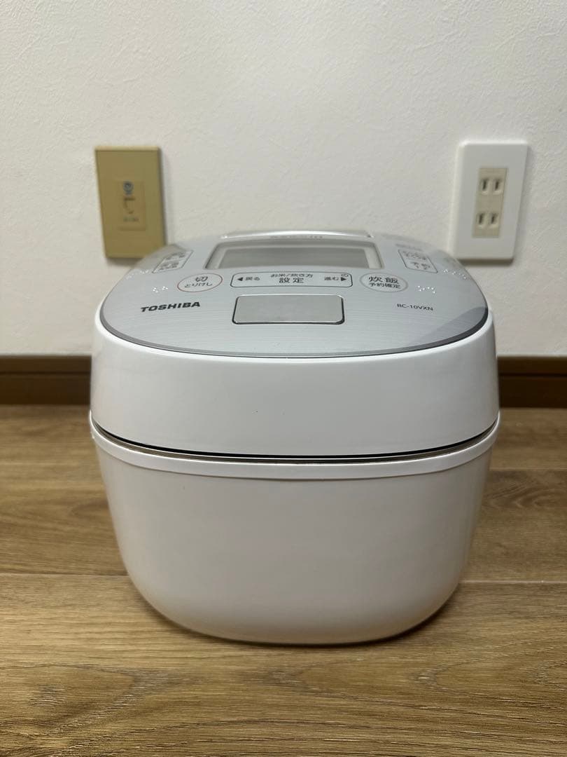 TOSHIBA 圧力IHジャー炊飯器 RC-10VXN(W)
