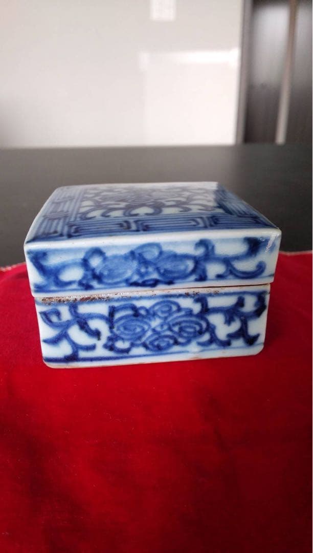 中国　香合　清朝時代　青華