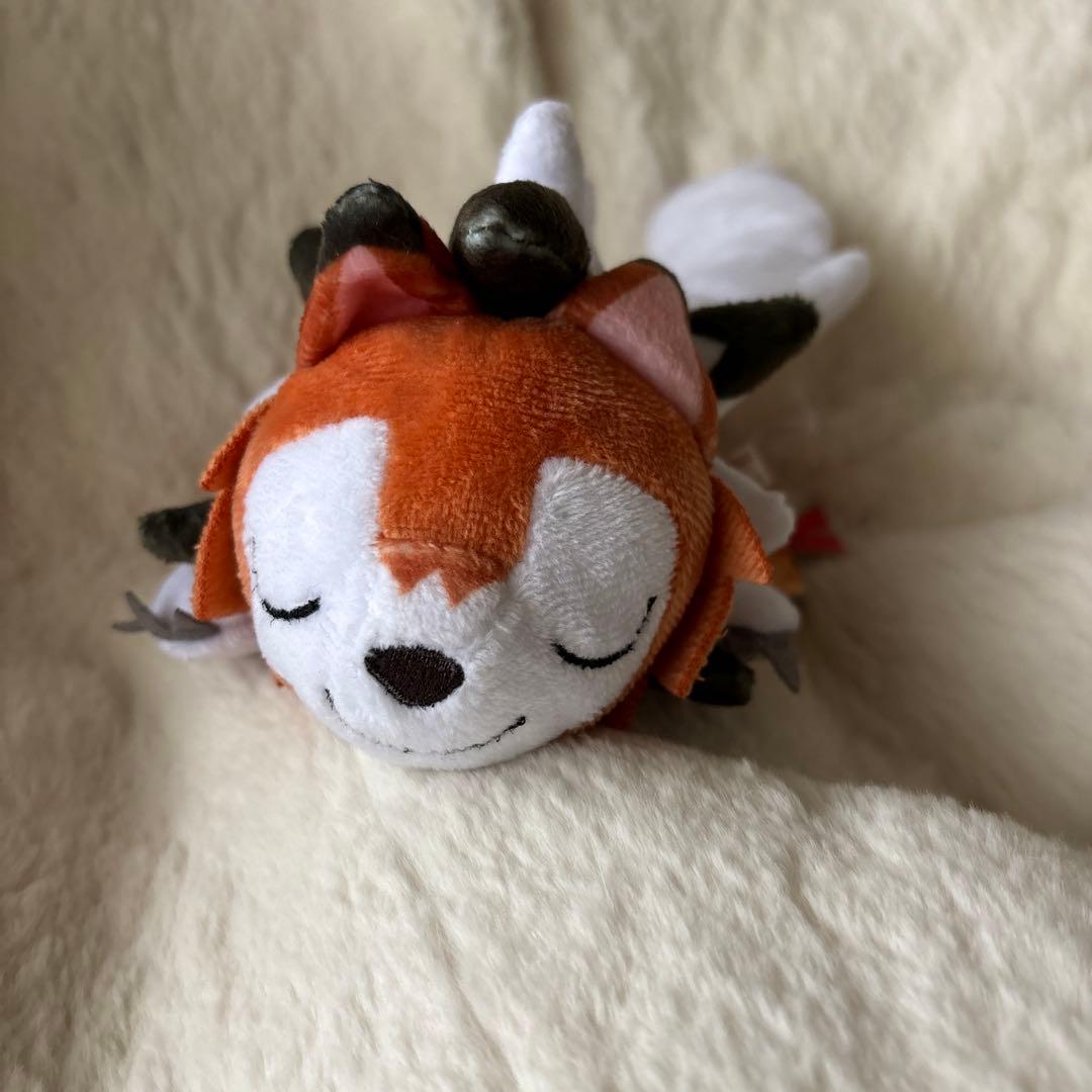 くったりシリーズ ルガルガン　くったり　ぬいぐるみ　おねむりversion