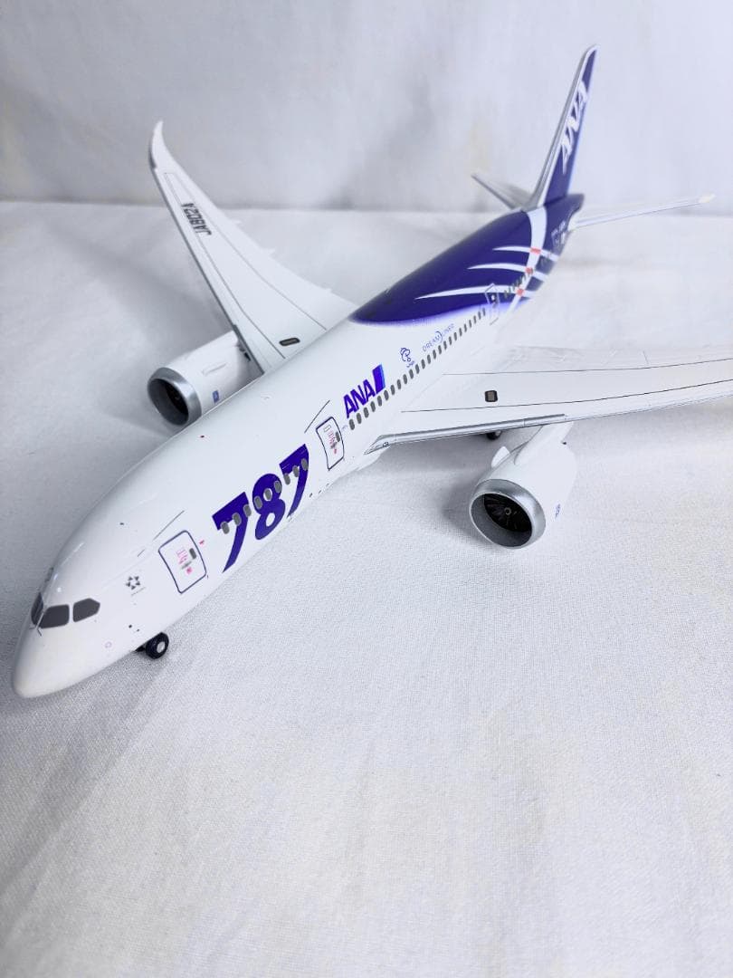 ANA ◼︎ BOEING 787-8 NH20051　航空機模型　全日空商事