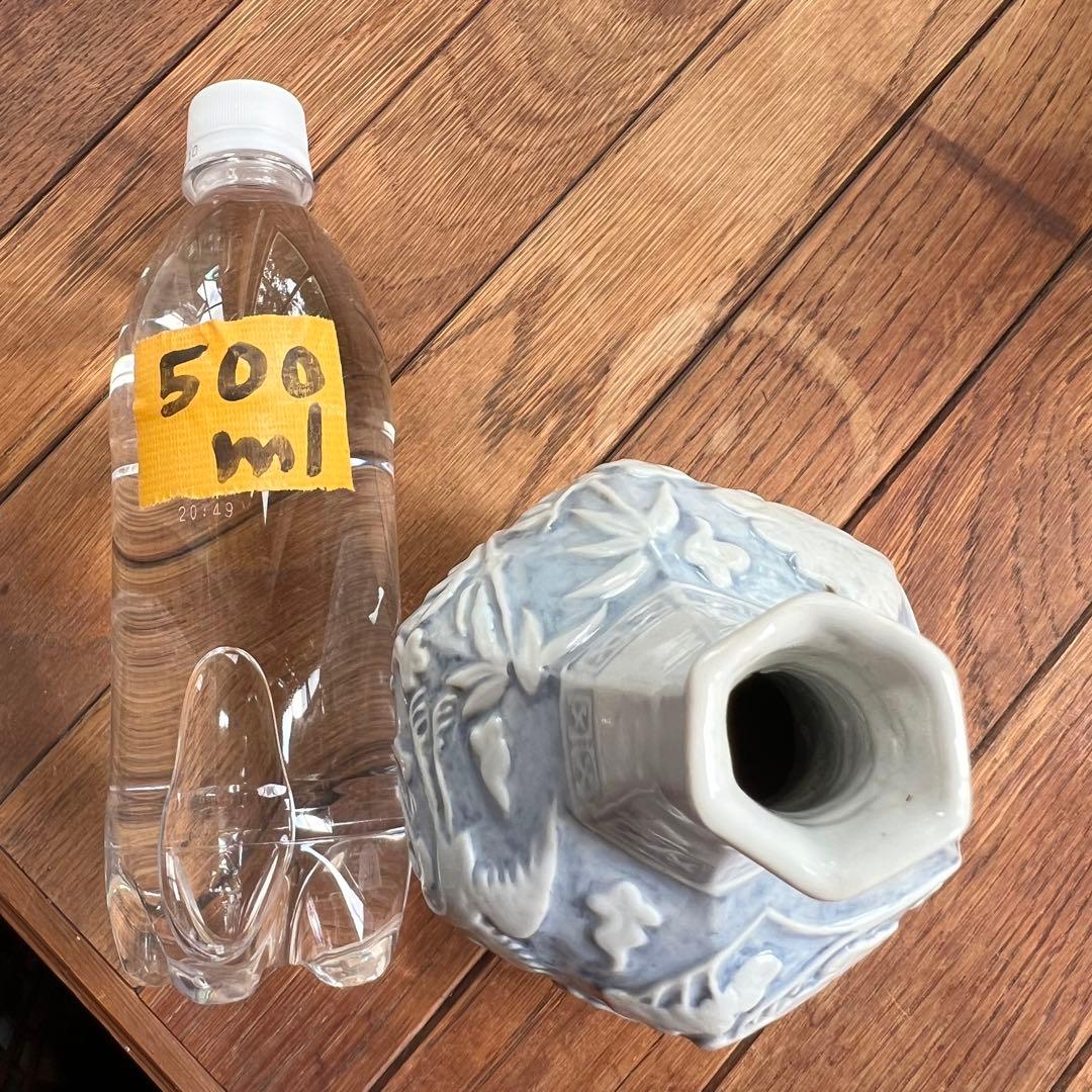 李朝 鹿 鶴 兎 亀 竹 梅 分院 朝鮮 骨董品 花瓶 壺 陶器 染付 染め付け