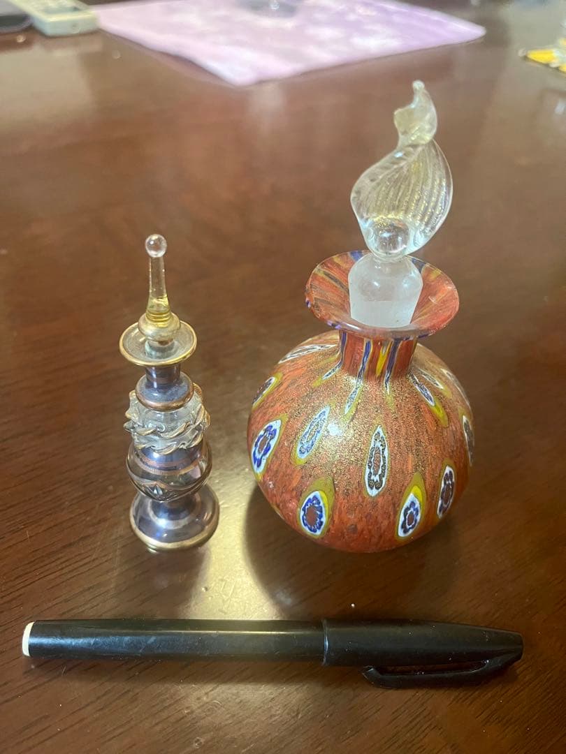 ヴェネチアガラス　香水瓶 セット　シックなデザイン