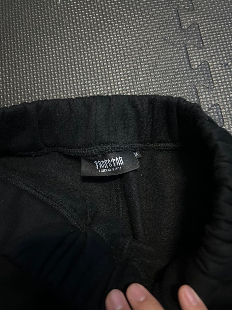 トラップスター　パーカー　セットアップ