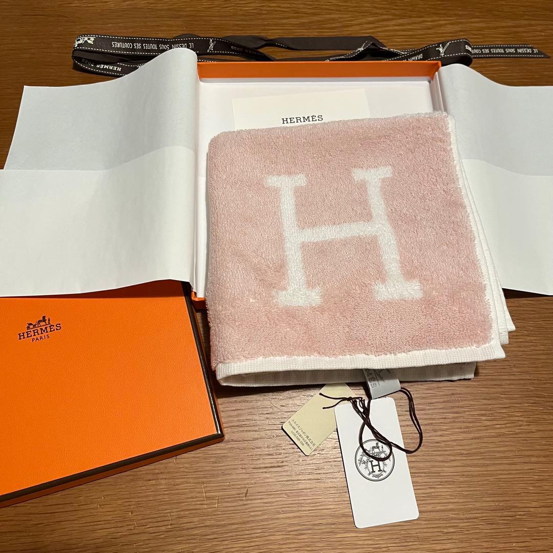 HERMES ピンク Hロゴ タオルハンカチ