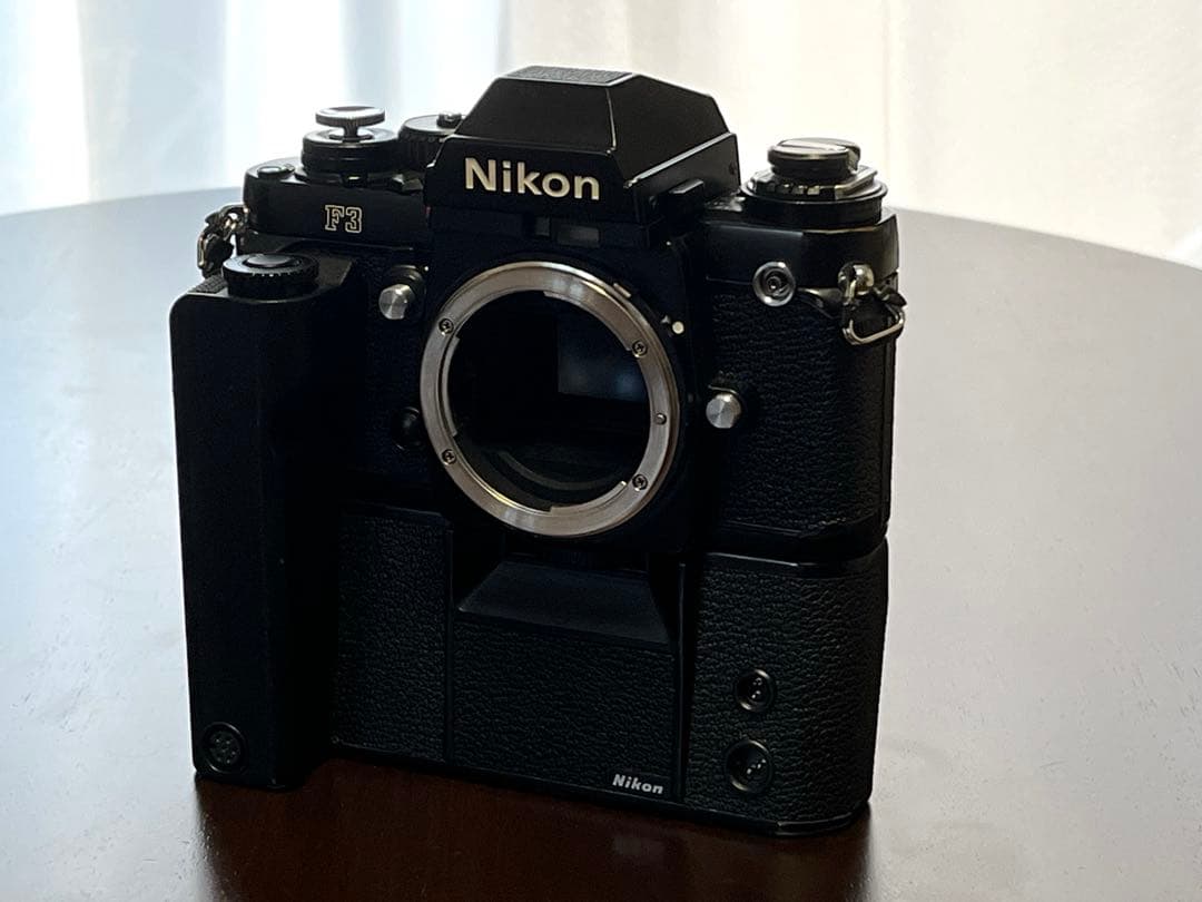 Nikon F3 / MD-4 / Zoom 75-150mm 付属品多数