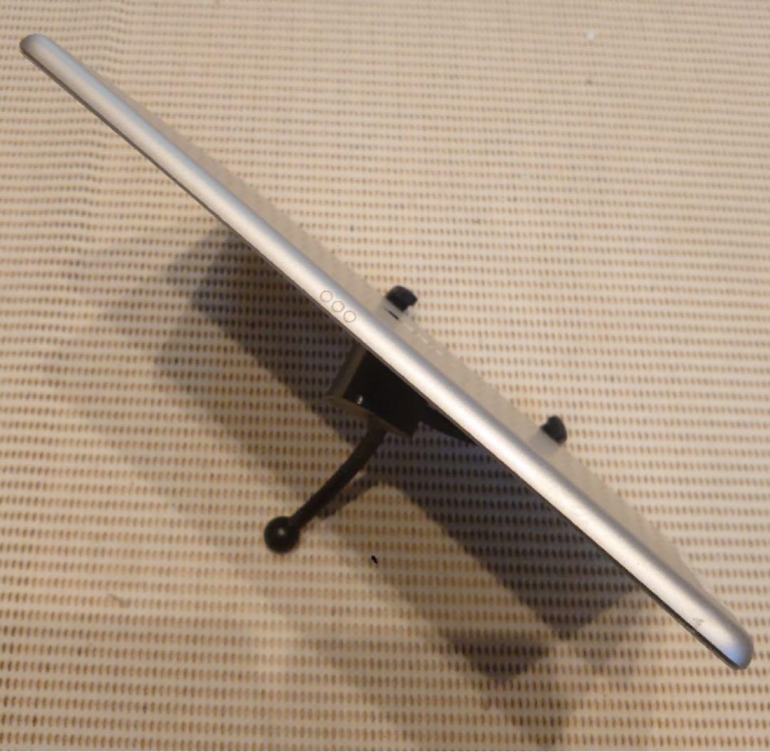 完動品SIMフリーiPad第8世代(A2429)本体32GB送料込1Q1KN